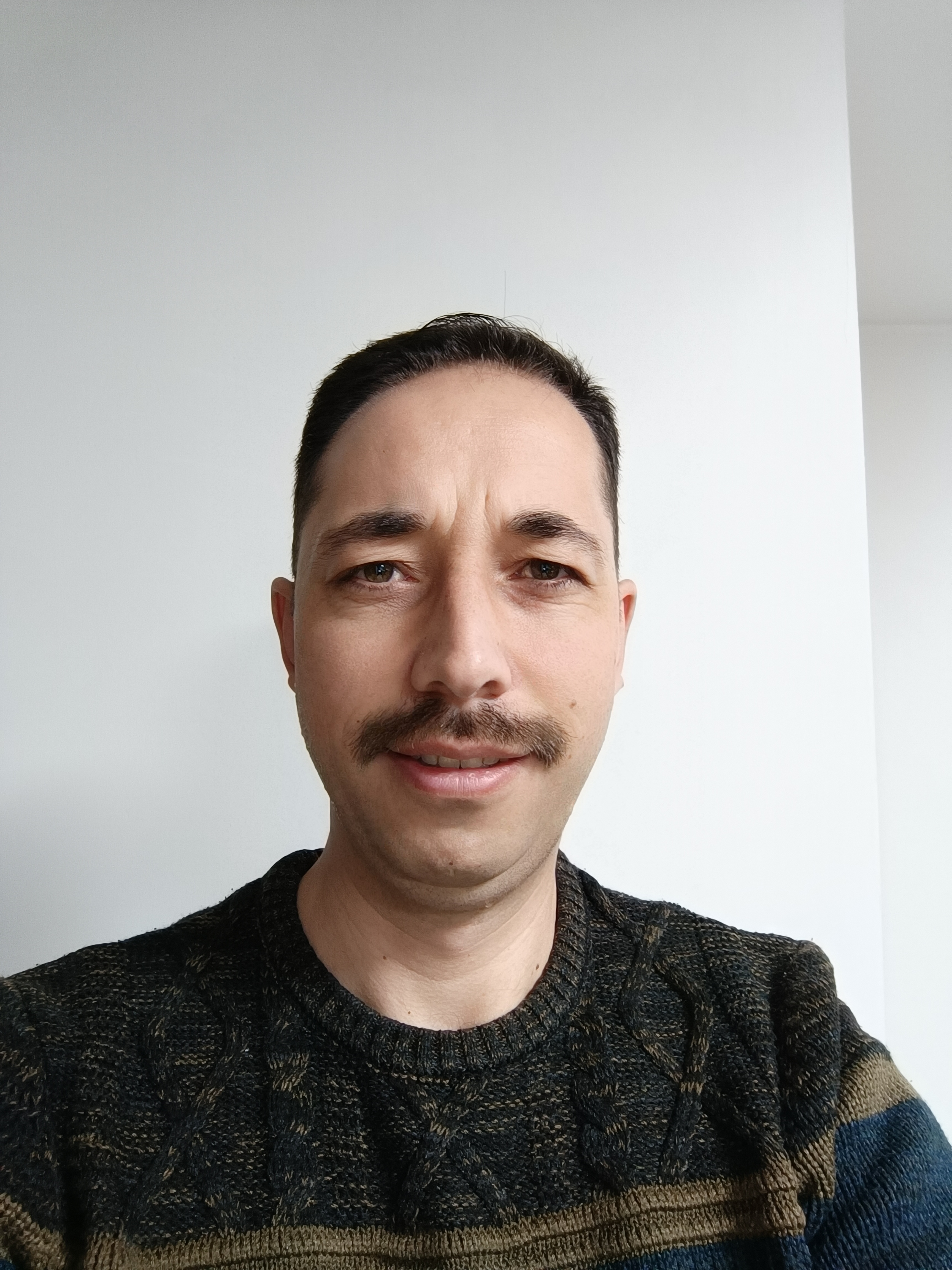 ÖZGÜR TOKER