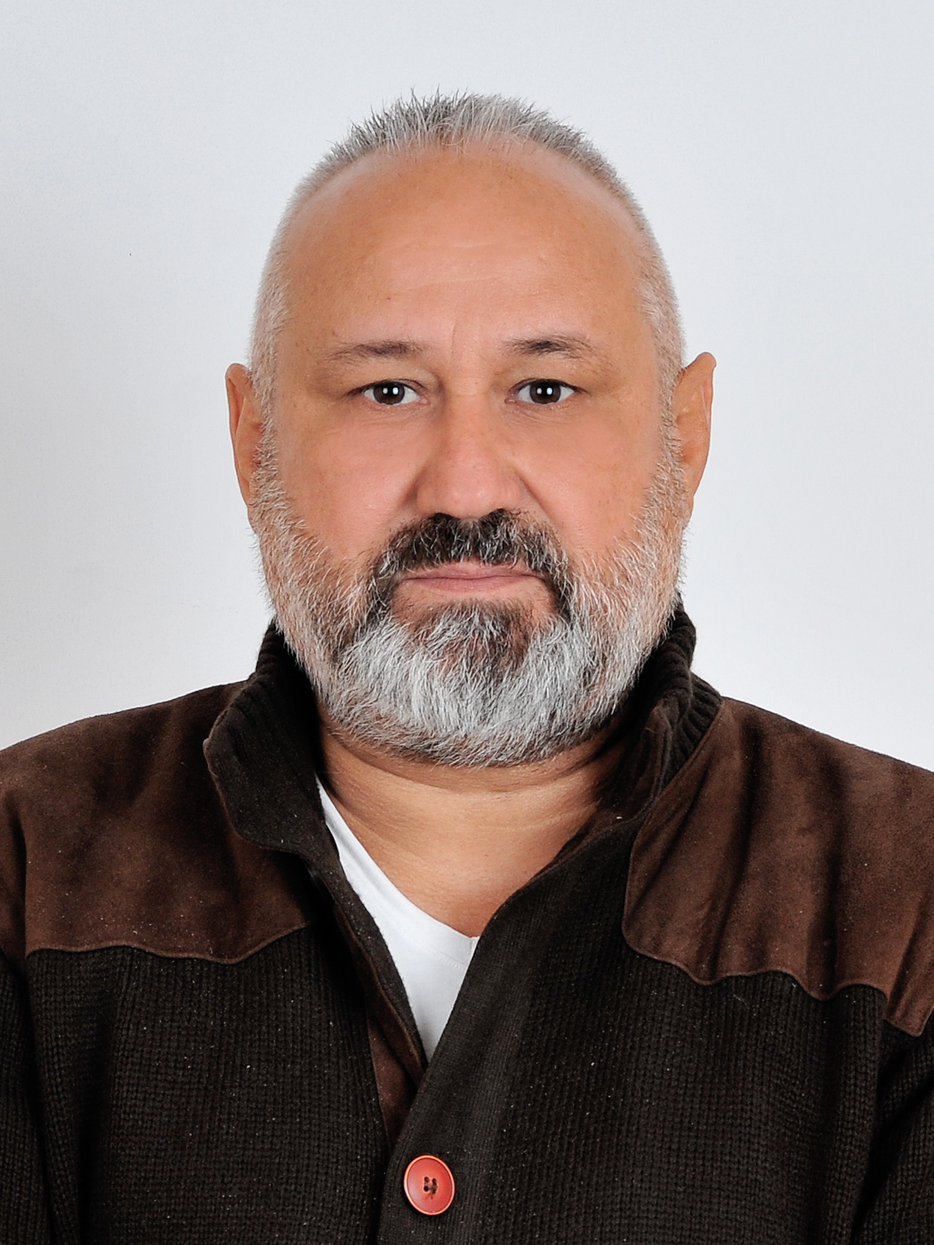 ALİ SEFA ÖKSÜZLER