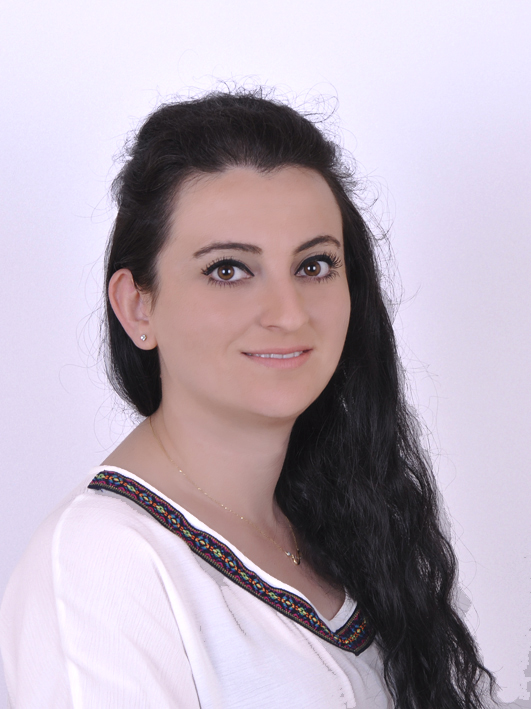 GAMZE ŞENDUR