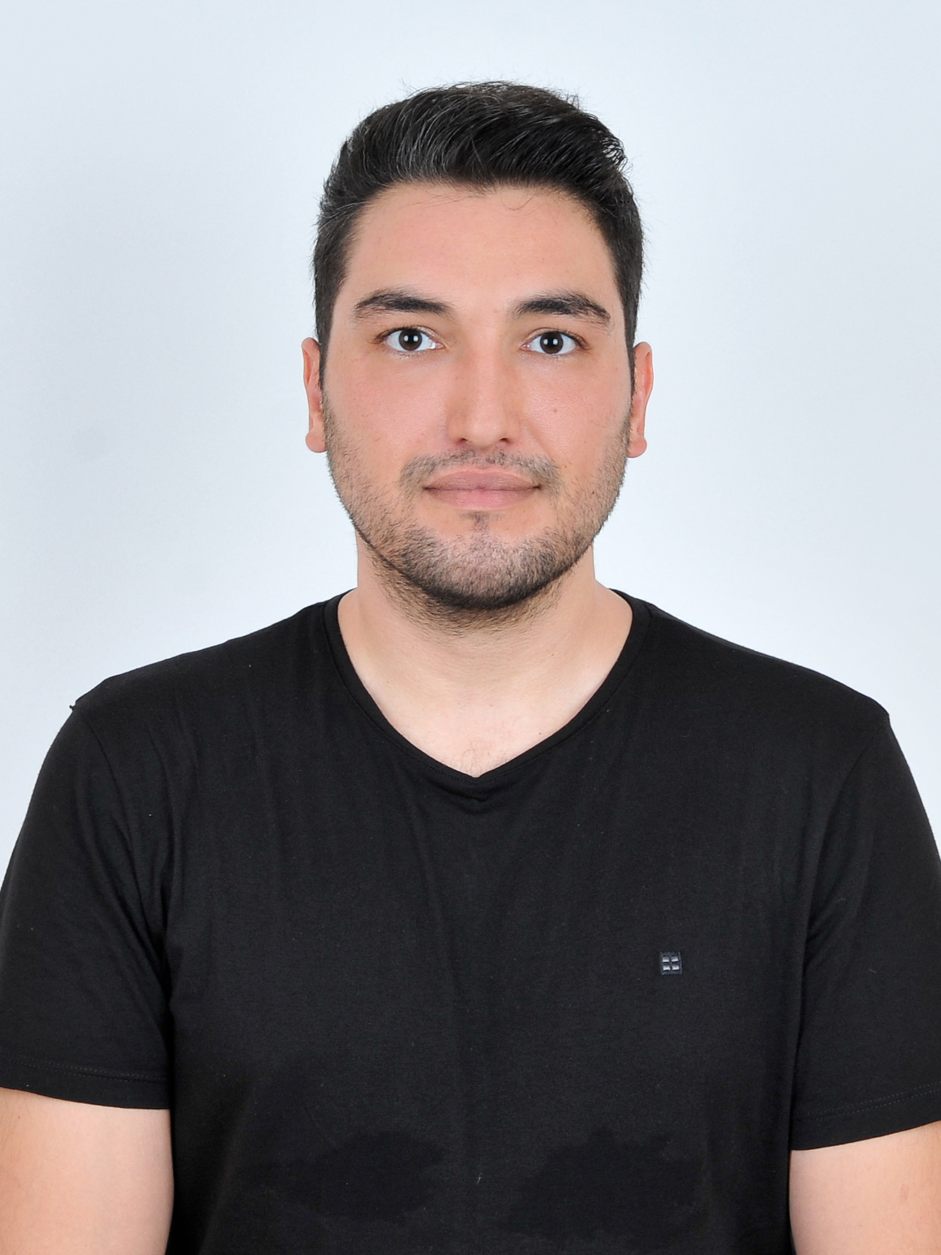 MUSTAFA KADİR ESEN