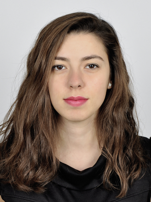 AYLA BATU ÖZTÜRK
